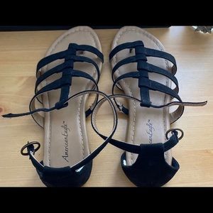 American Eagle Sandals